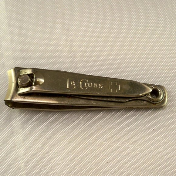 La Cross Toe Neil Clippers, Knife, Flathead, Bottle Opener & File - Picture 3 of 4